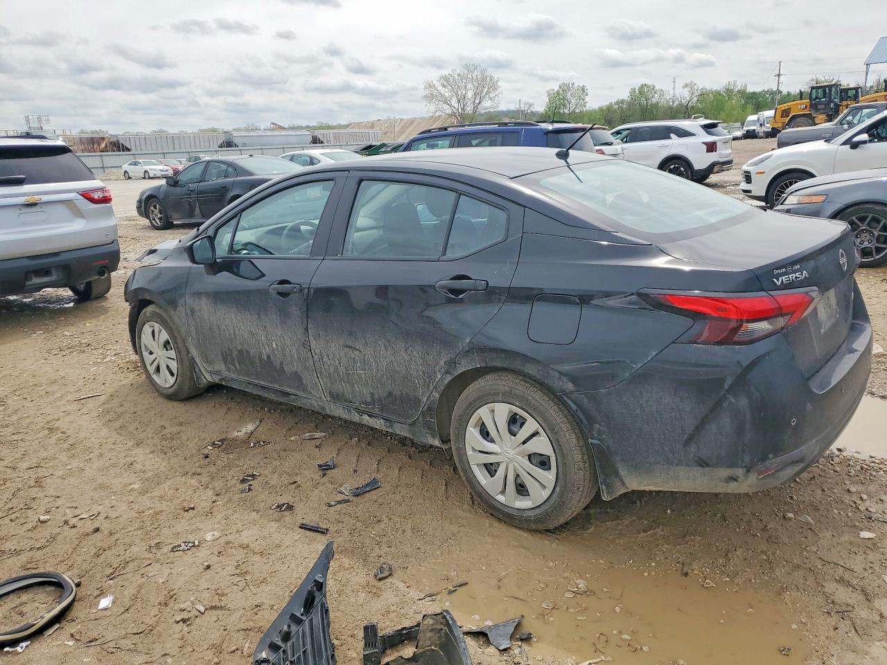 Nissan Versa S