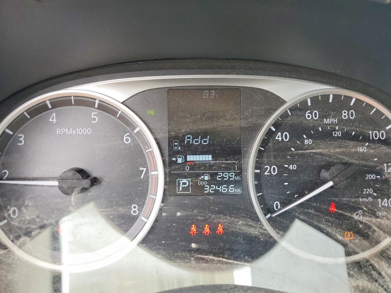 Nissan Versa S