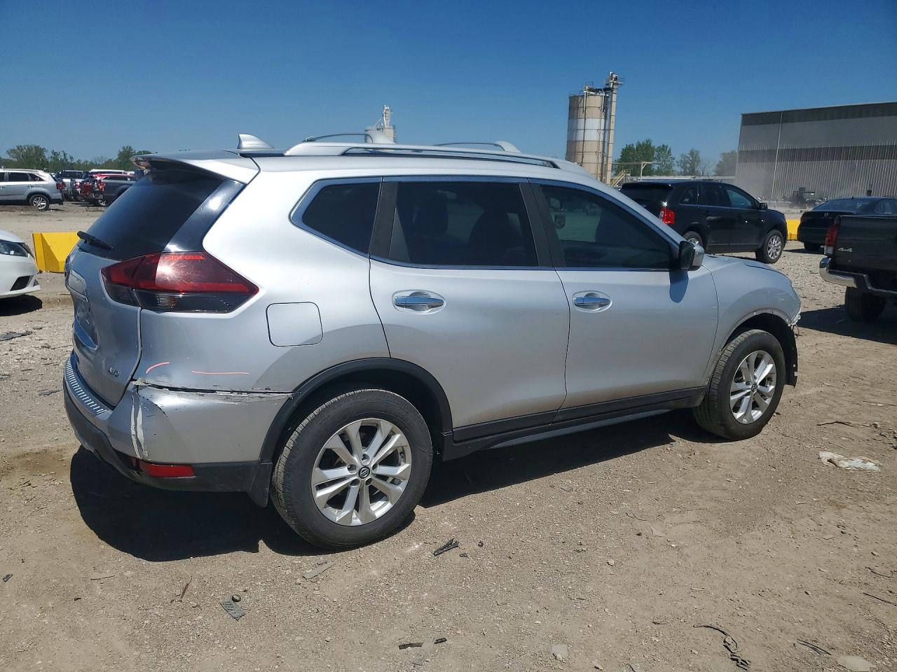 Nissan Rogue S