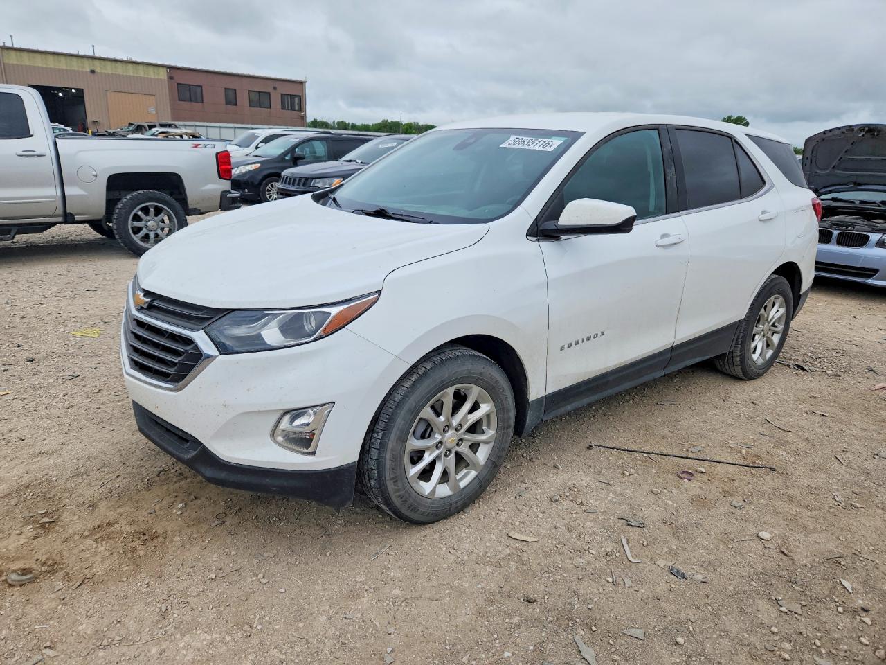 Salvage Chevrolet Equinox Image