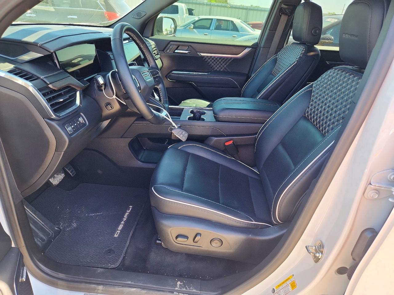 GMC Acadia Denali