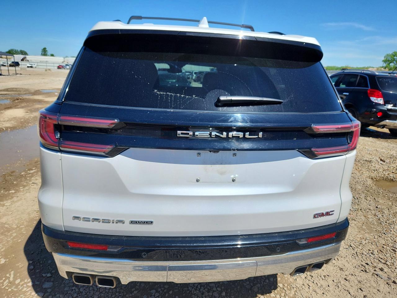 GMC Acadia Denali