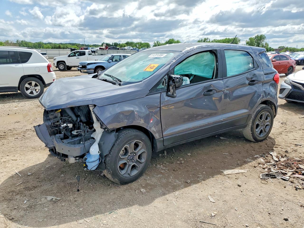 Salvage Ford EcoSport Image