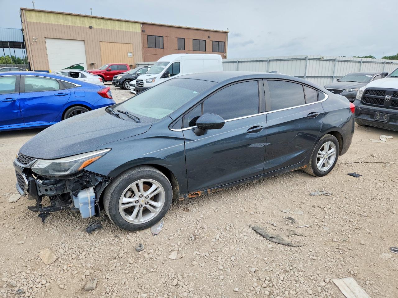 Salvage Chevrolet Cruze Image