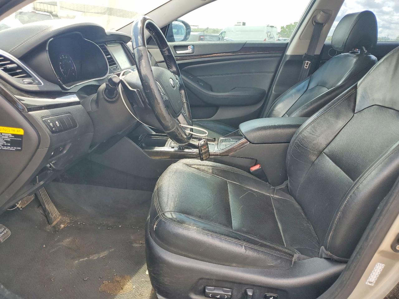 Kia Cadenza Premium