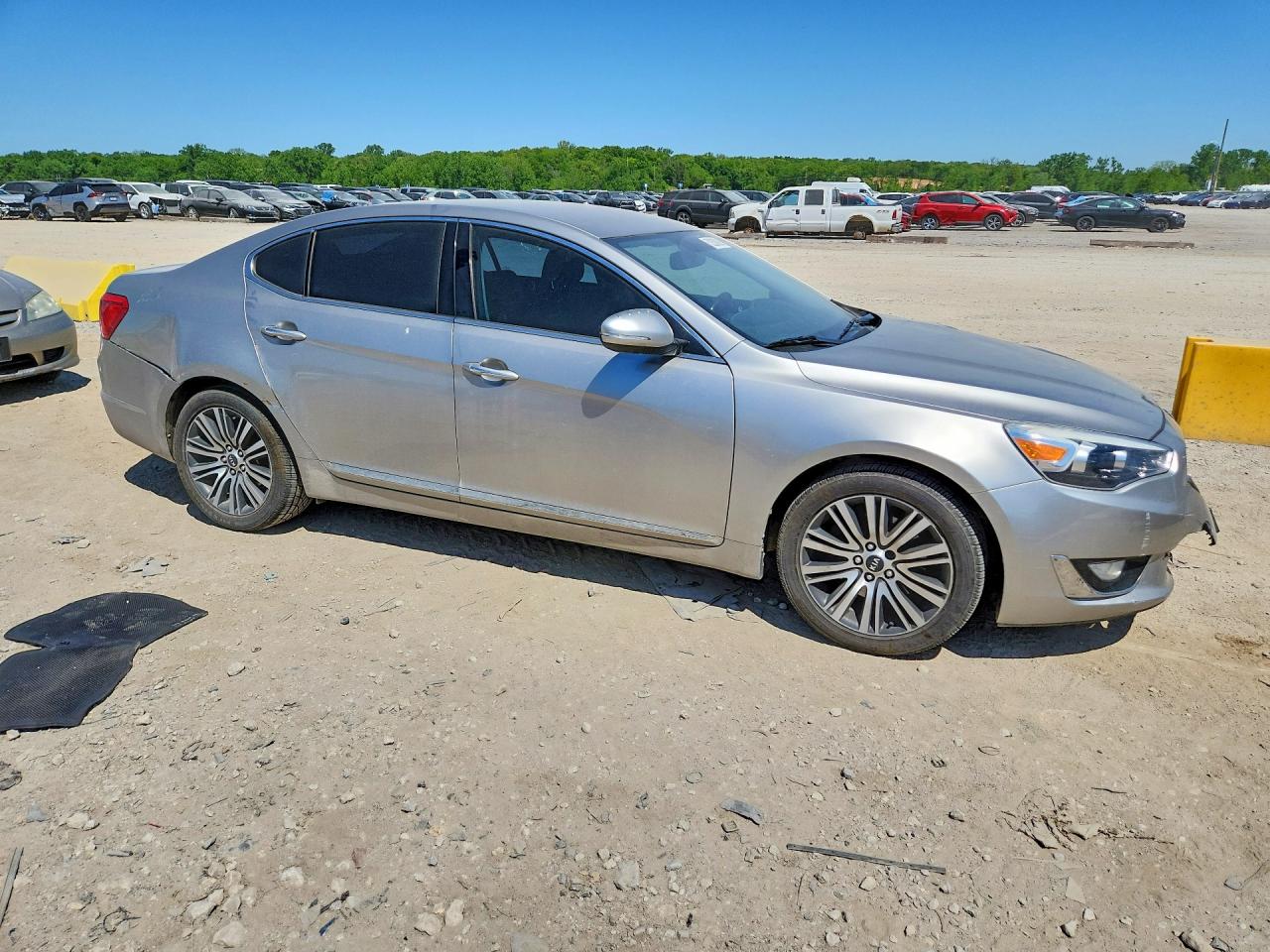 Kia Cadenza Premium