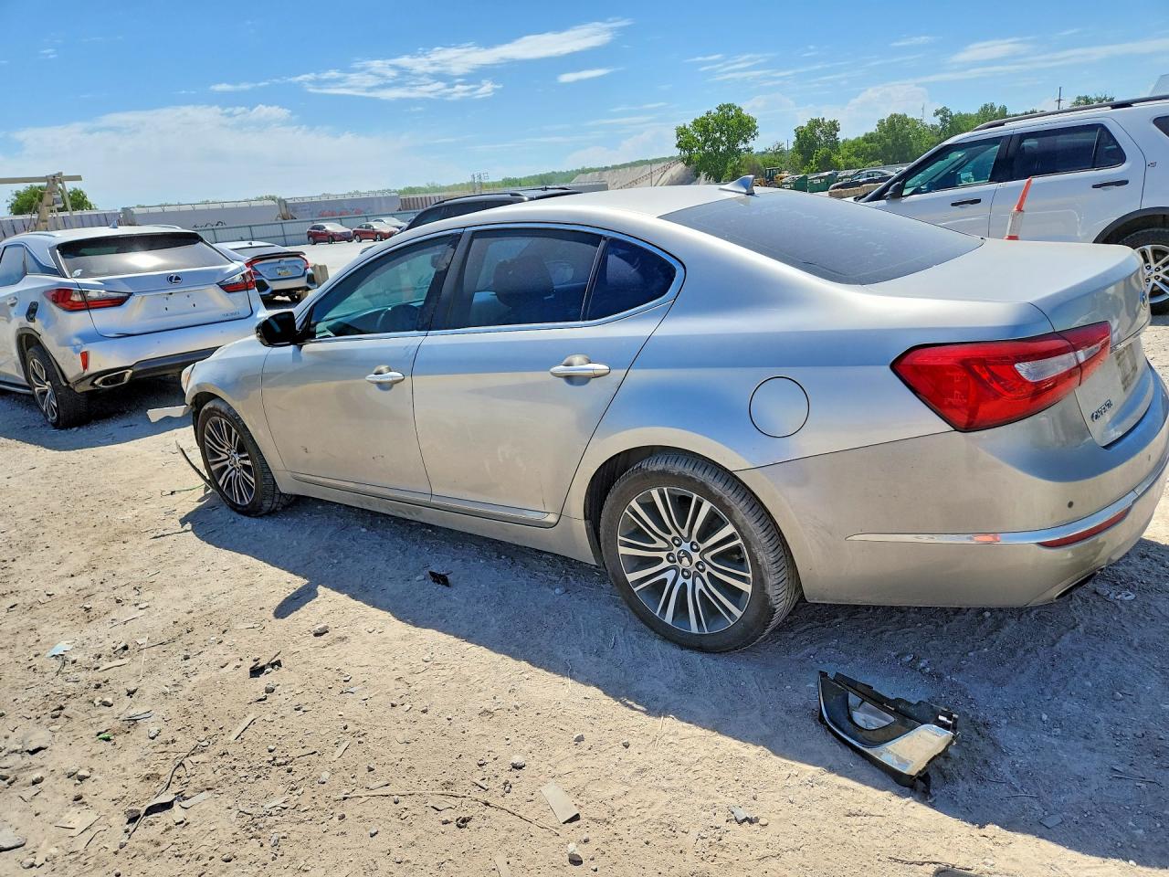 Kia Cadenza Premium