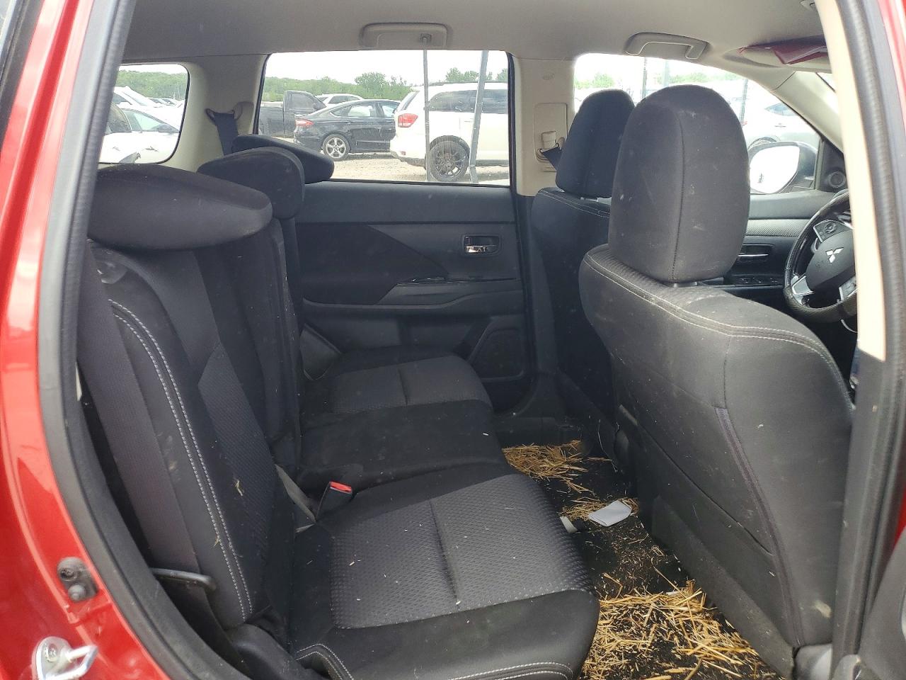 Mitsubishi Outlander Se