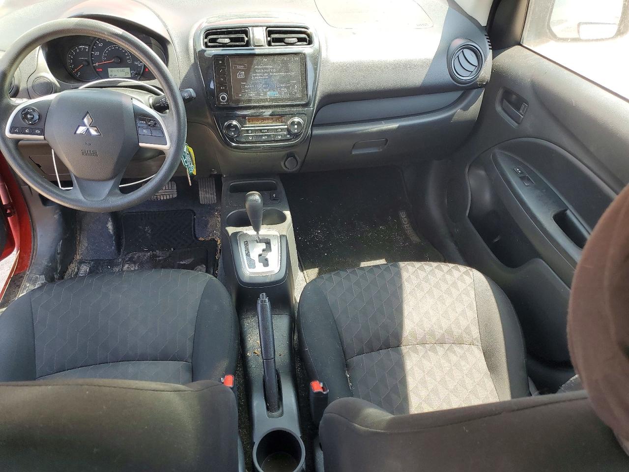 Mitsubishi Mirage Es