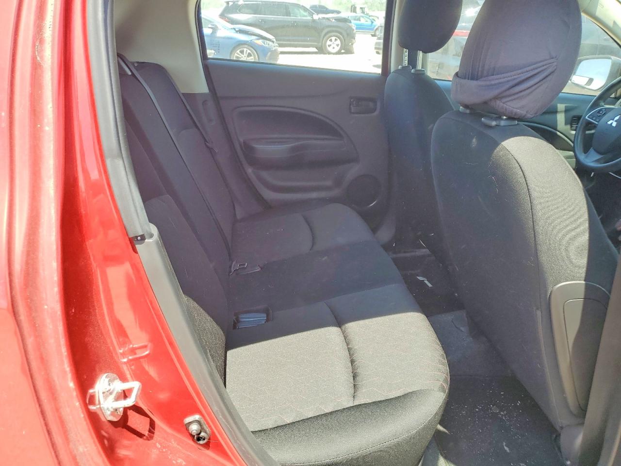 Mitsubishi Mirage Es