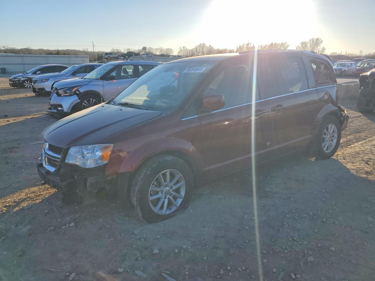 Salvage Dodge Caravan Image