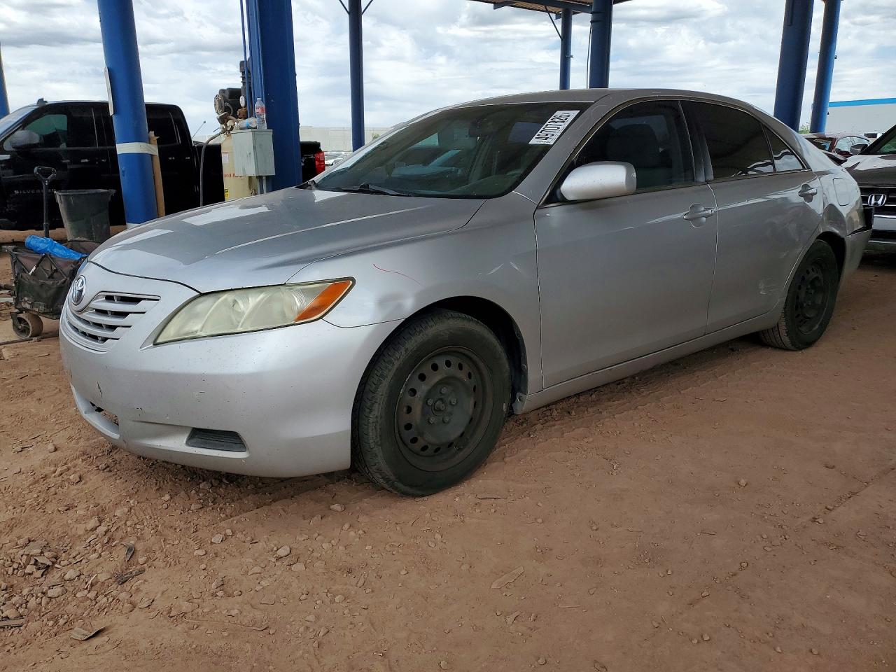 Salvage Toyota Camry Image