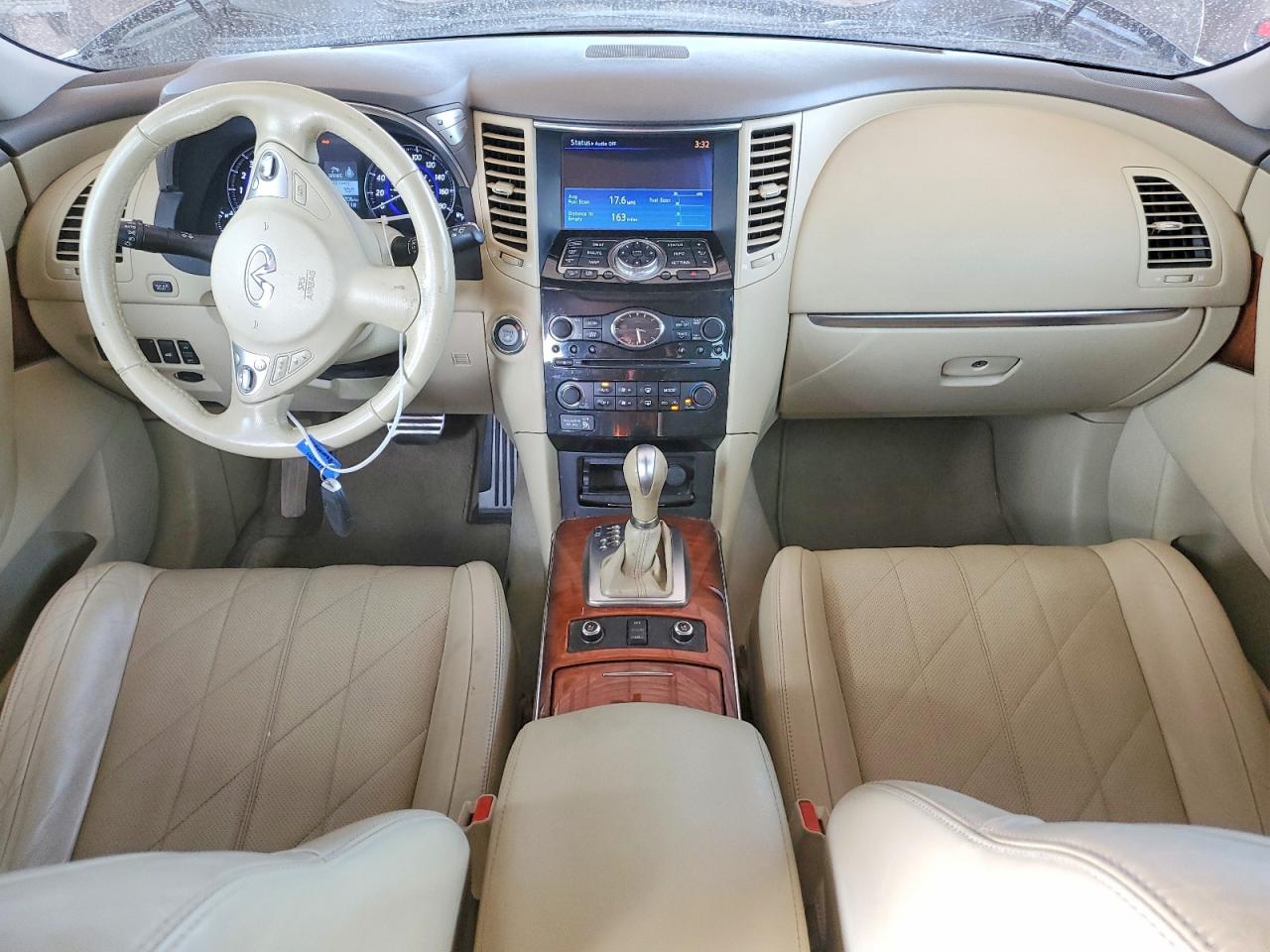 INFINITI Qx