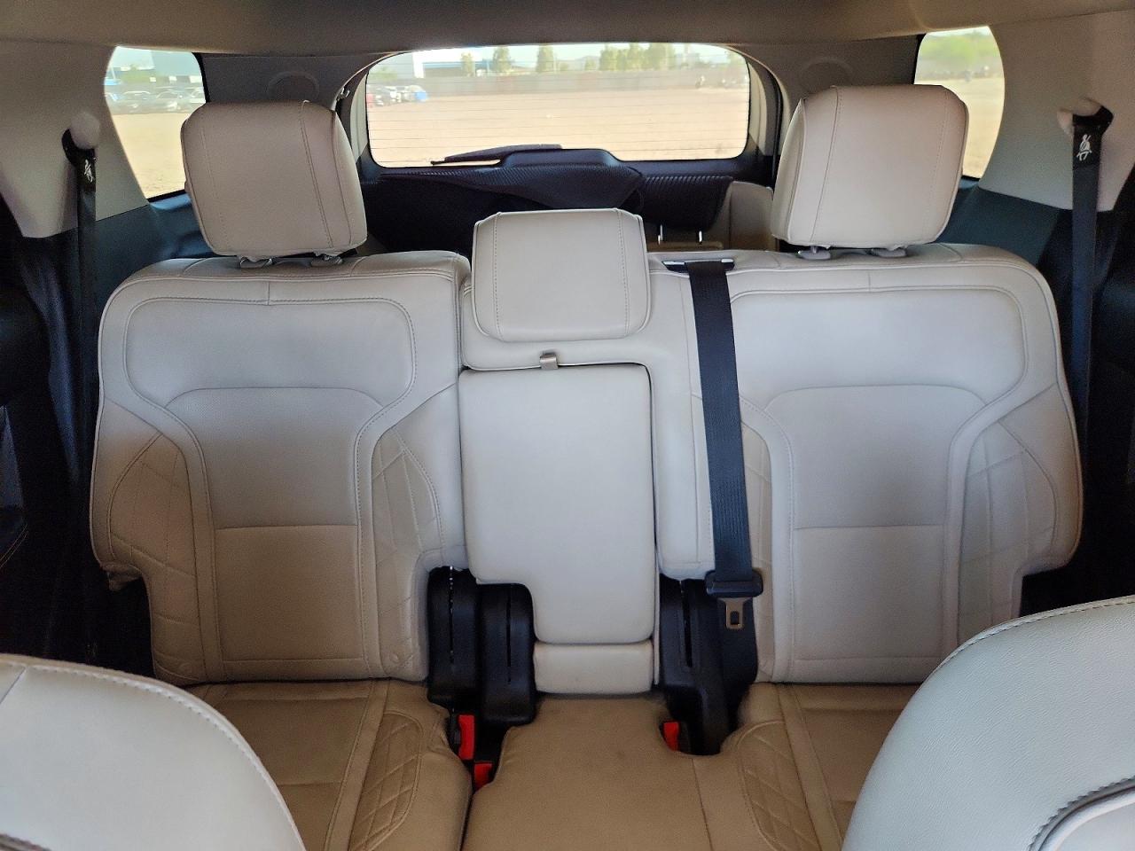 Ford Explorer Platinum