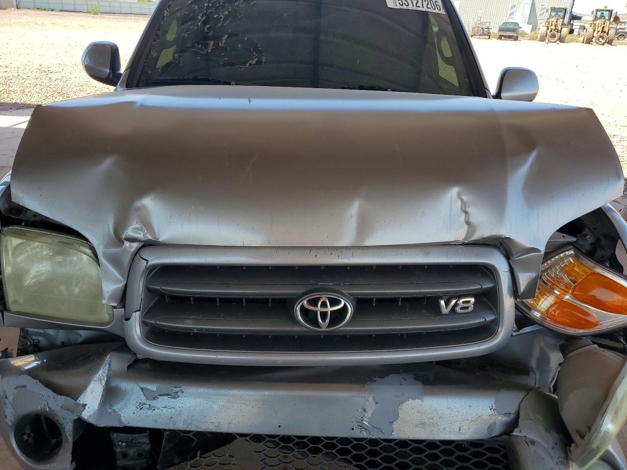 Toyota Sequoia Sr5
