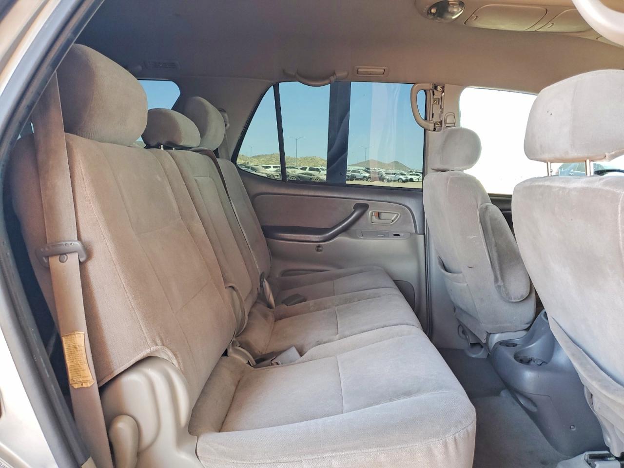 Toyota Sequoia Sr5