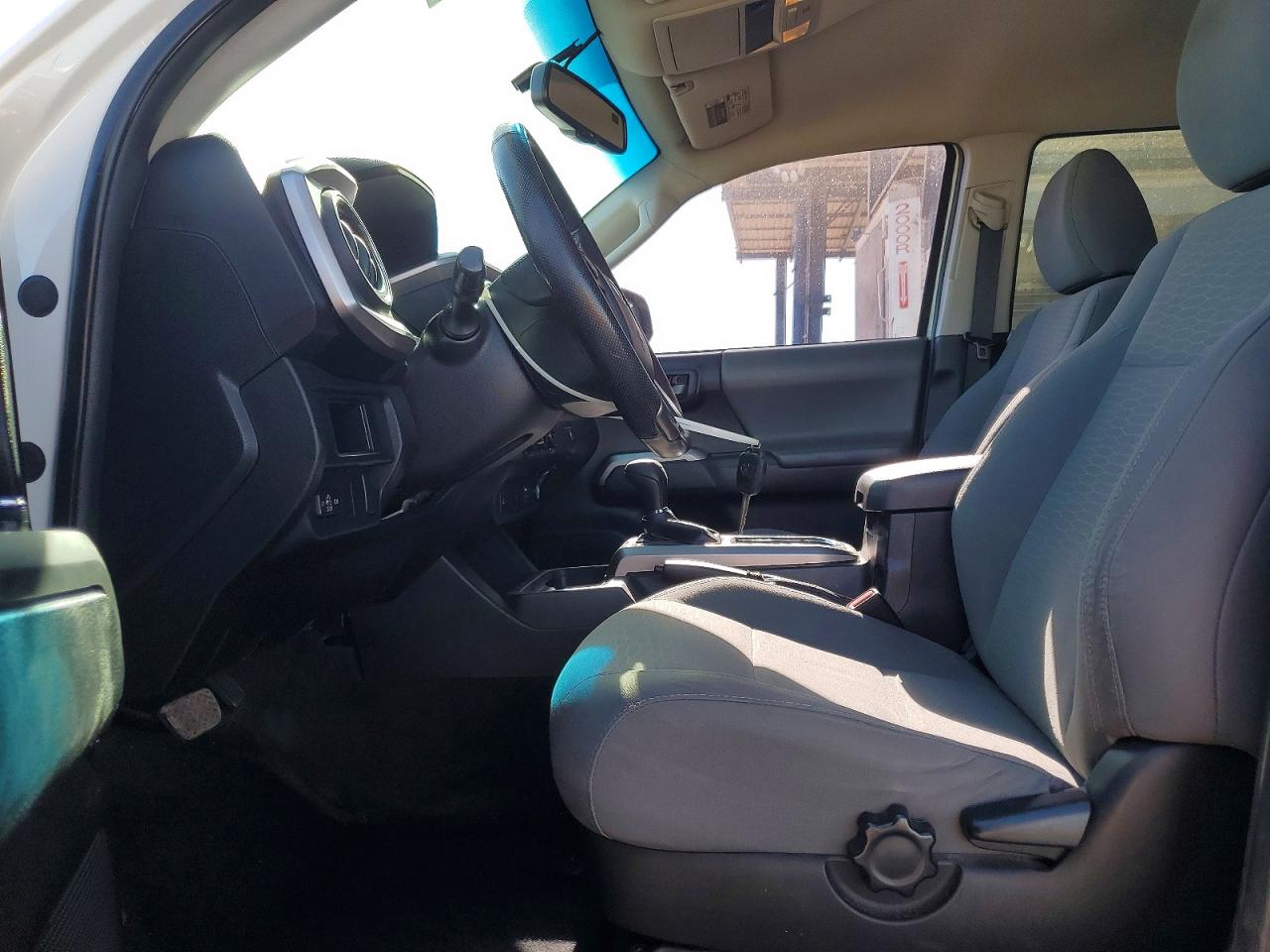 Toyota Tacoma Sr5 V6
