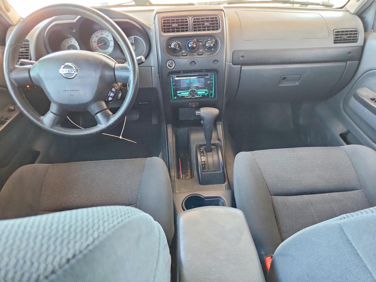 Nissan Frontier Crew Cab Xe V6