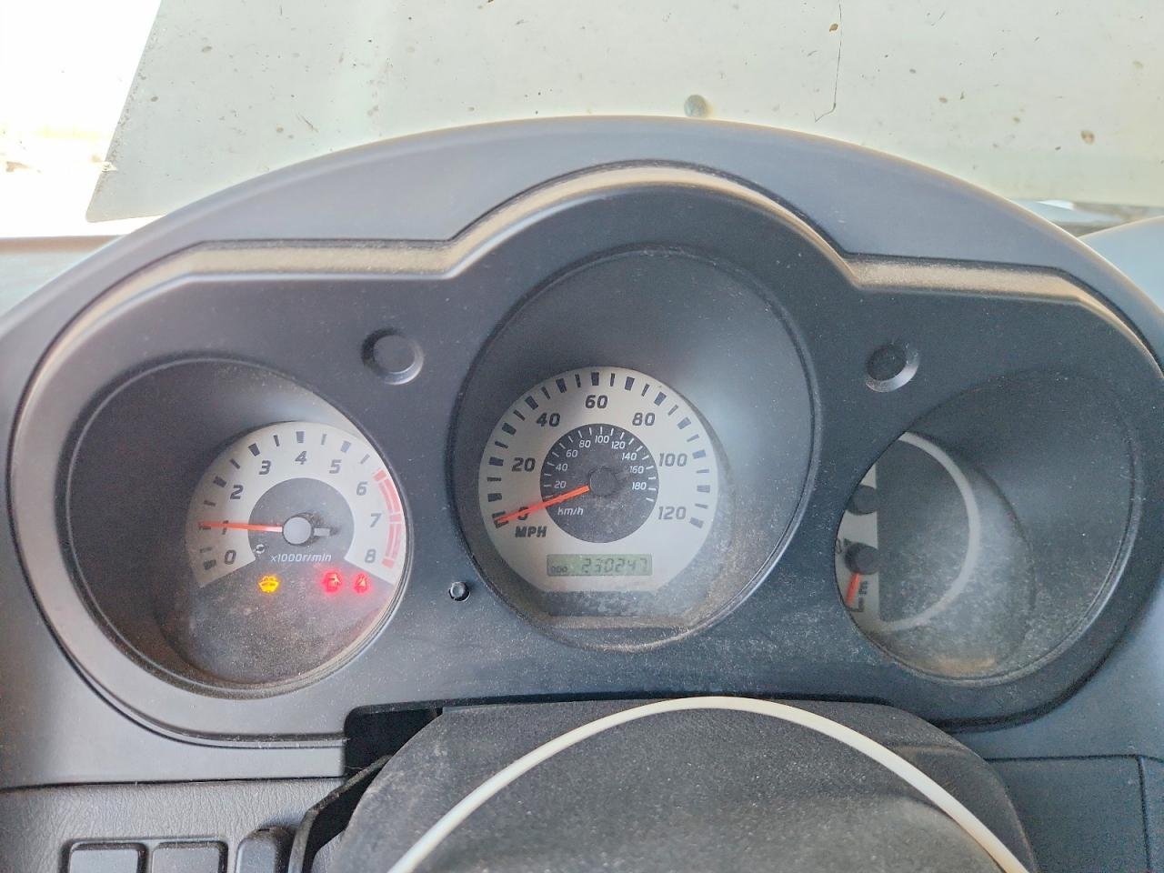 Nissan Frontier Crew Cab Xe V6