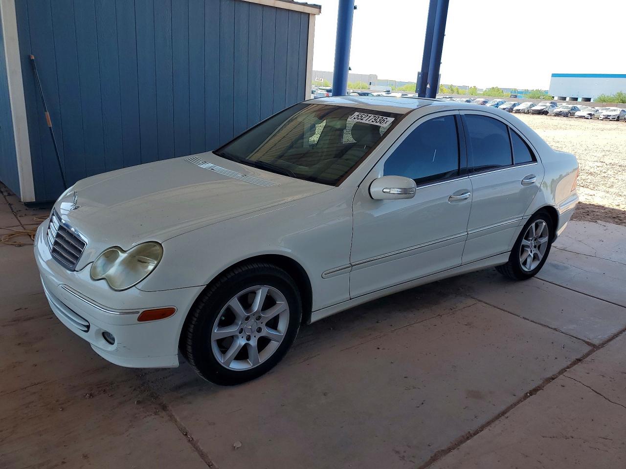 Salvage Mercedes-Benz C-Class Image