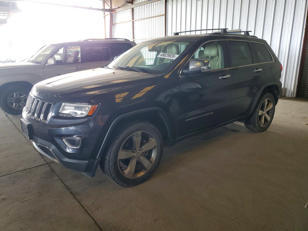 Salvage Jeep Cherokee Image