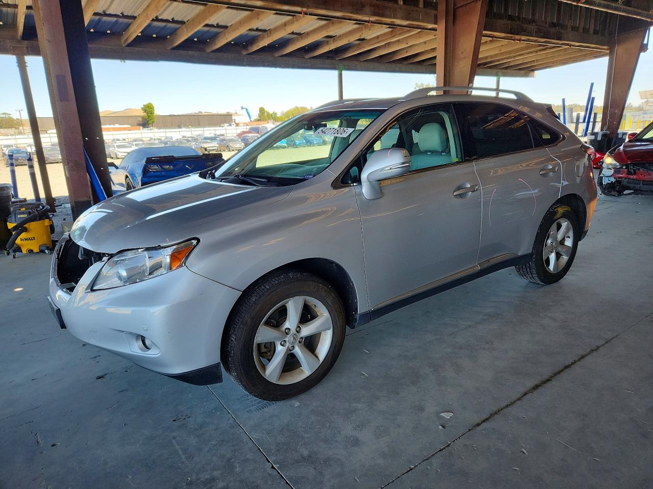 Salvage Lexus RX Image