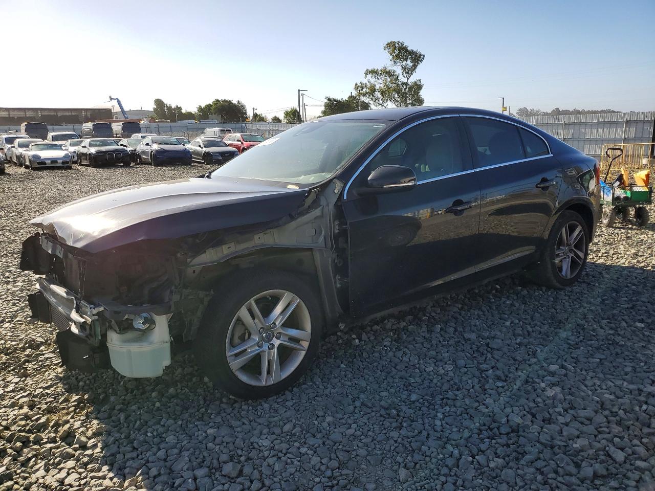 Salvage Volvo S60 Image