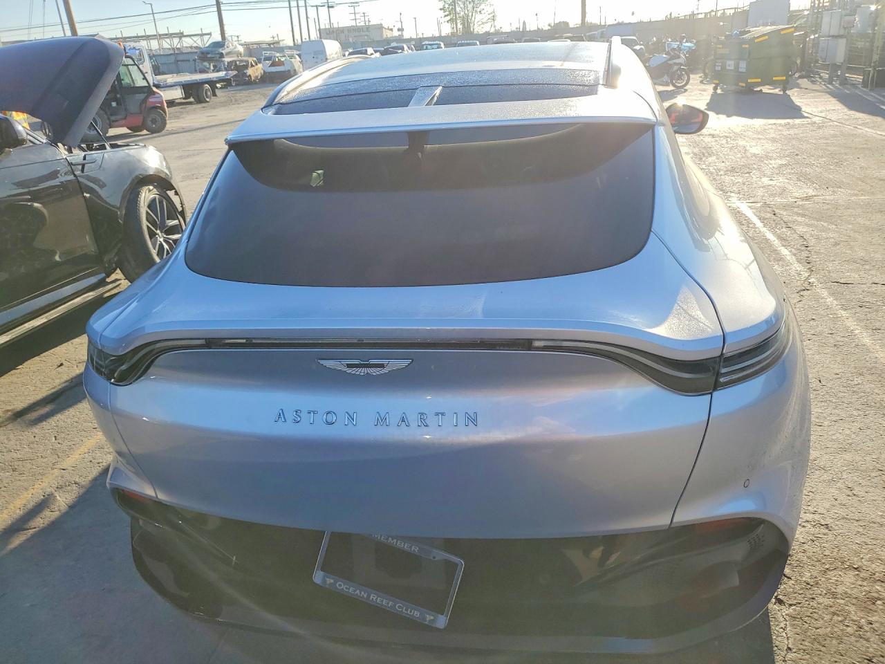 Aston Martin DBX