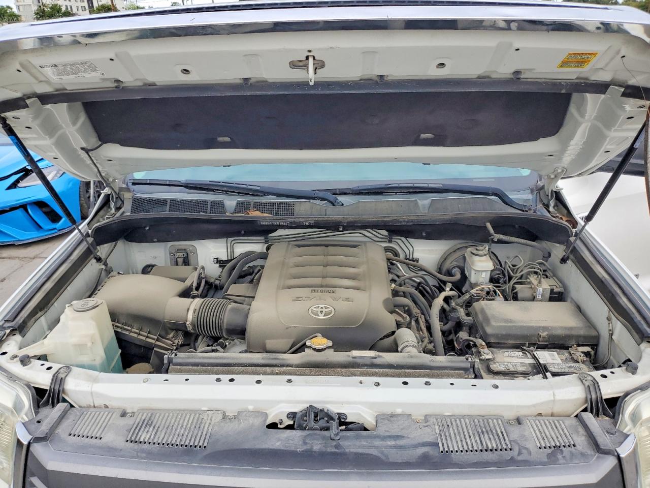 Toyota Tundra Crewmax Sr5