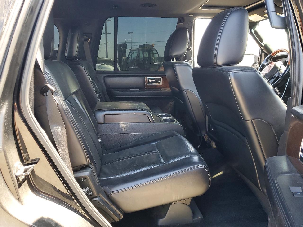 Lincoln Navigator Select