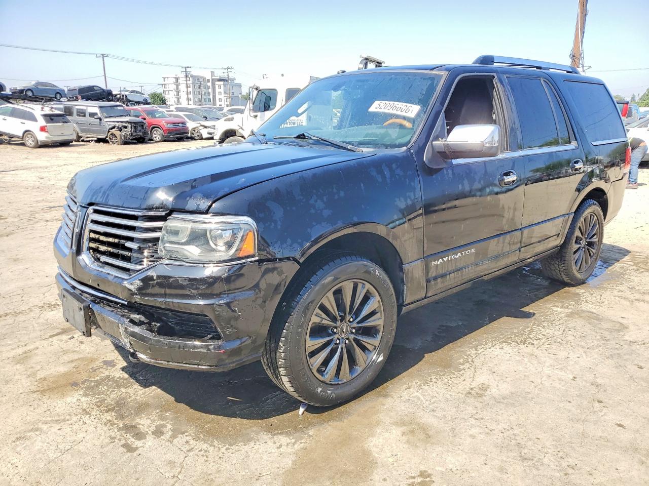 Salvage Lincoln Navigator Image