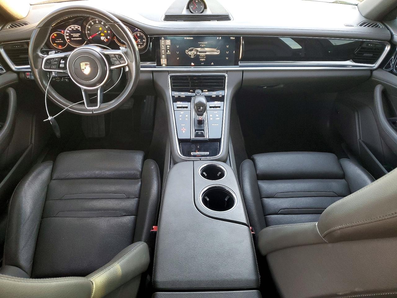 Porsche Panamera 2