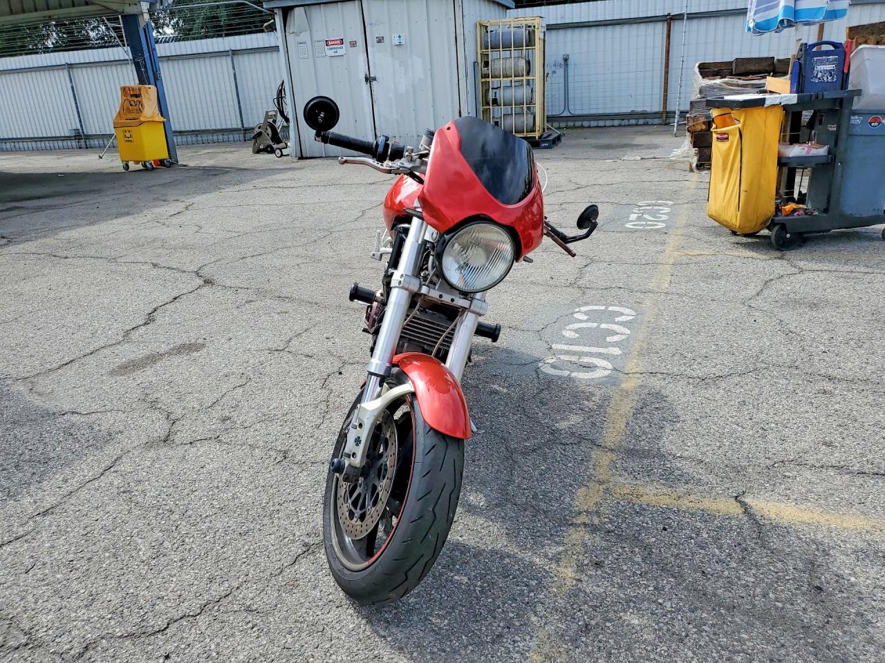 Ducati Monster S2r1000