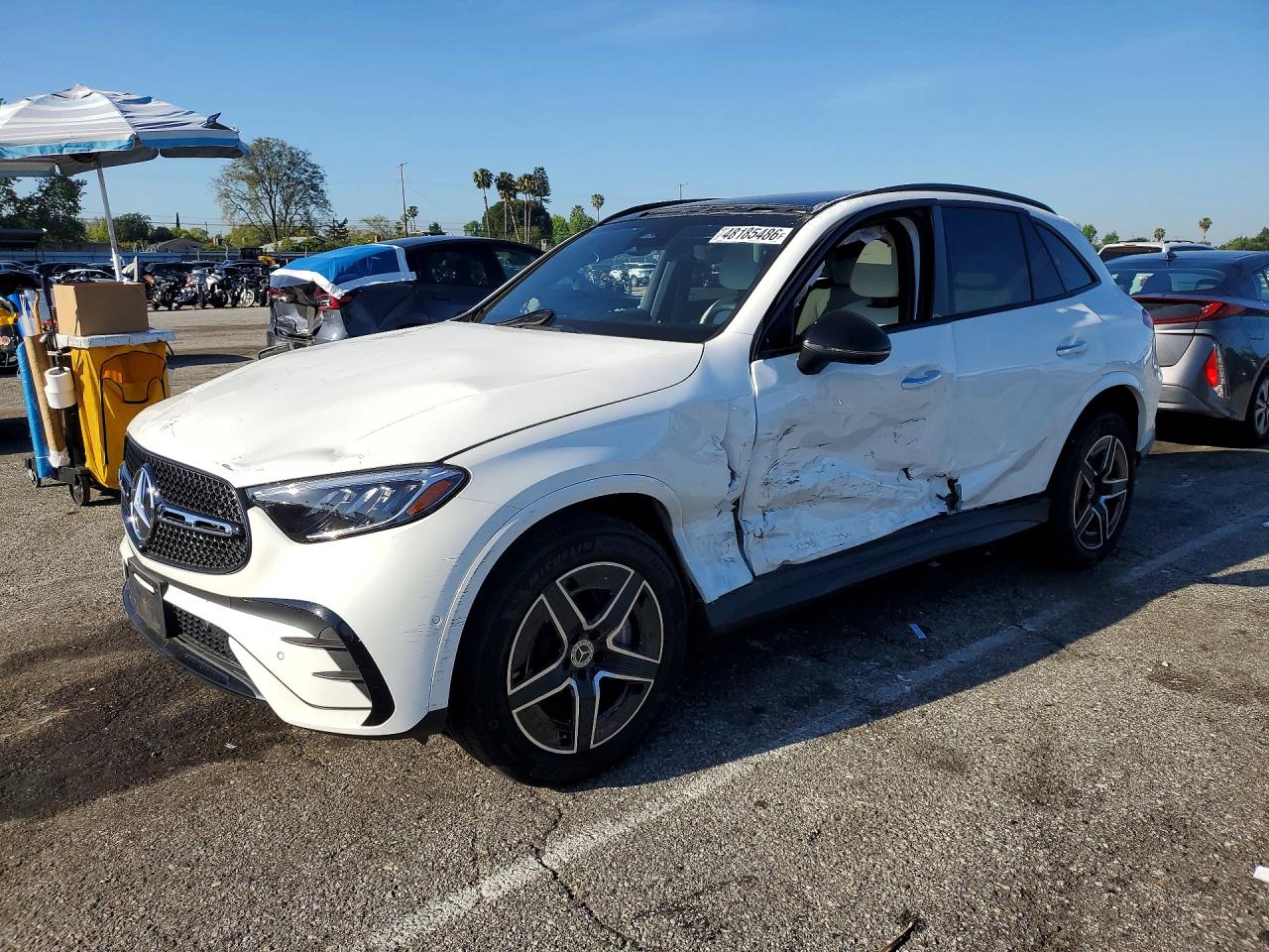 Salvage Mercedes-Benz GLC Image