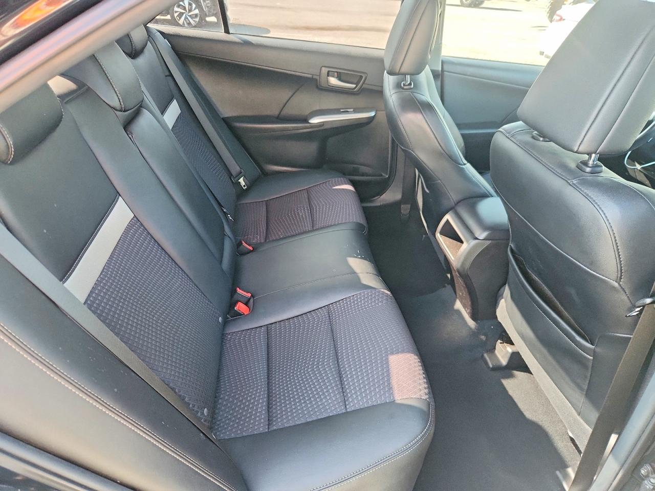 Toyota Camry Se