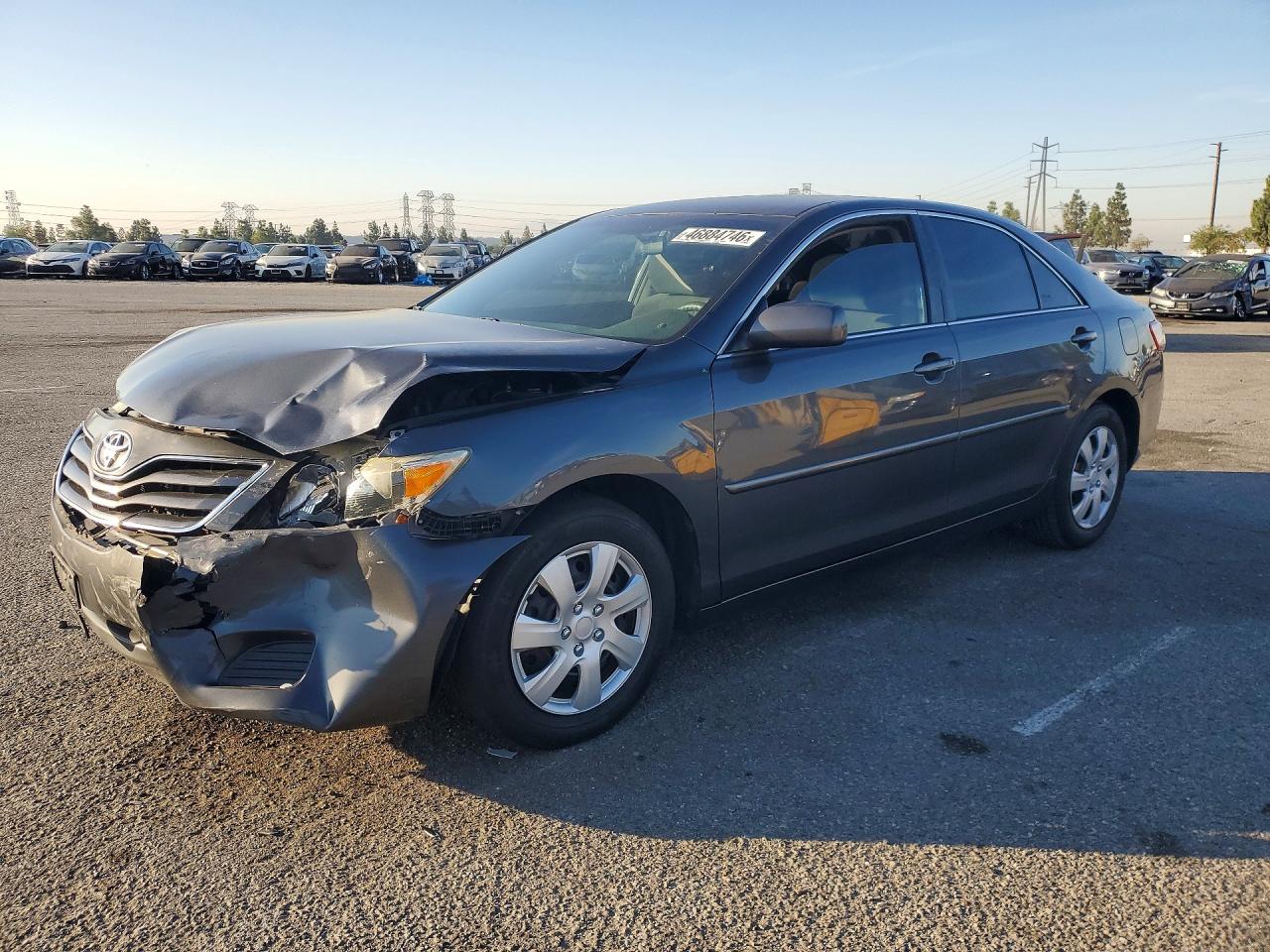 Salvage Toyota Camry Image