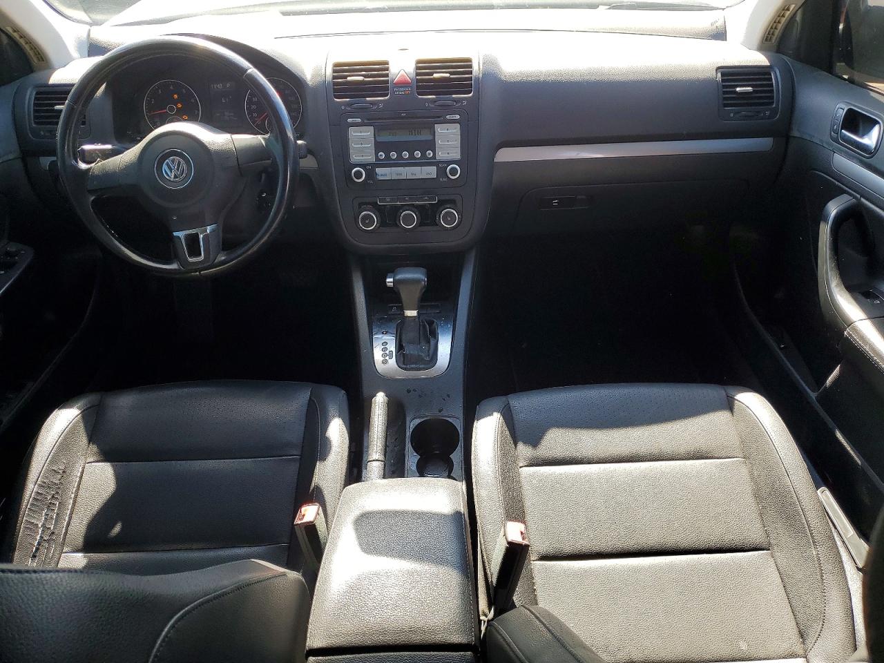 Volkswagen Jetta Limited