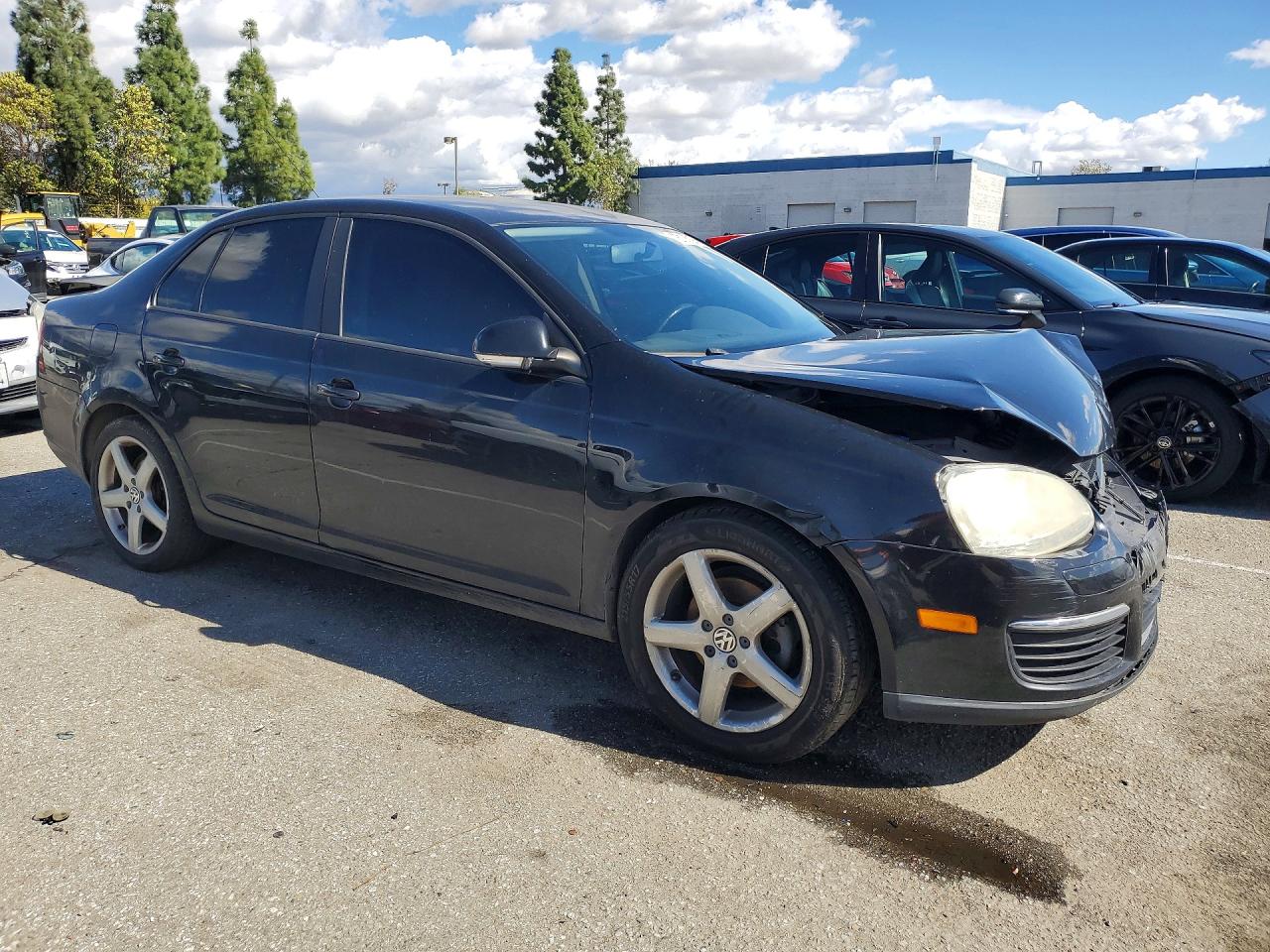 Volkswagen Jetta Limited