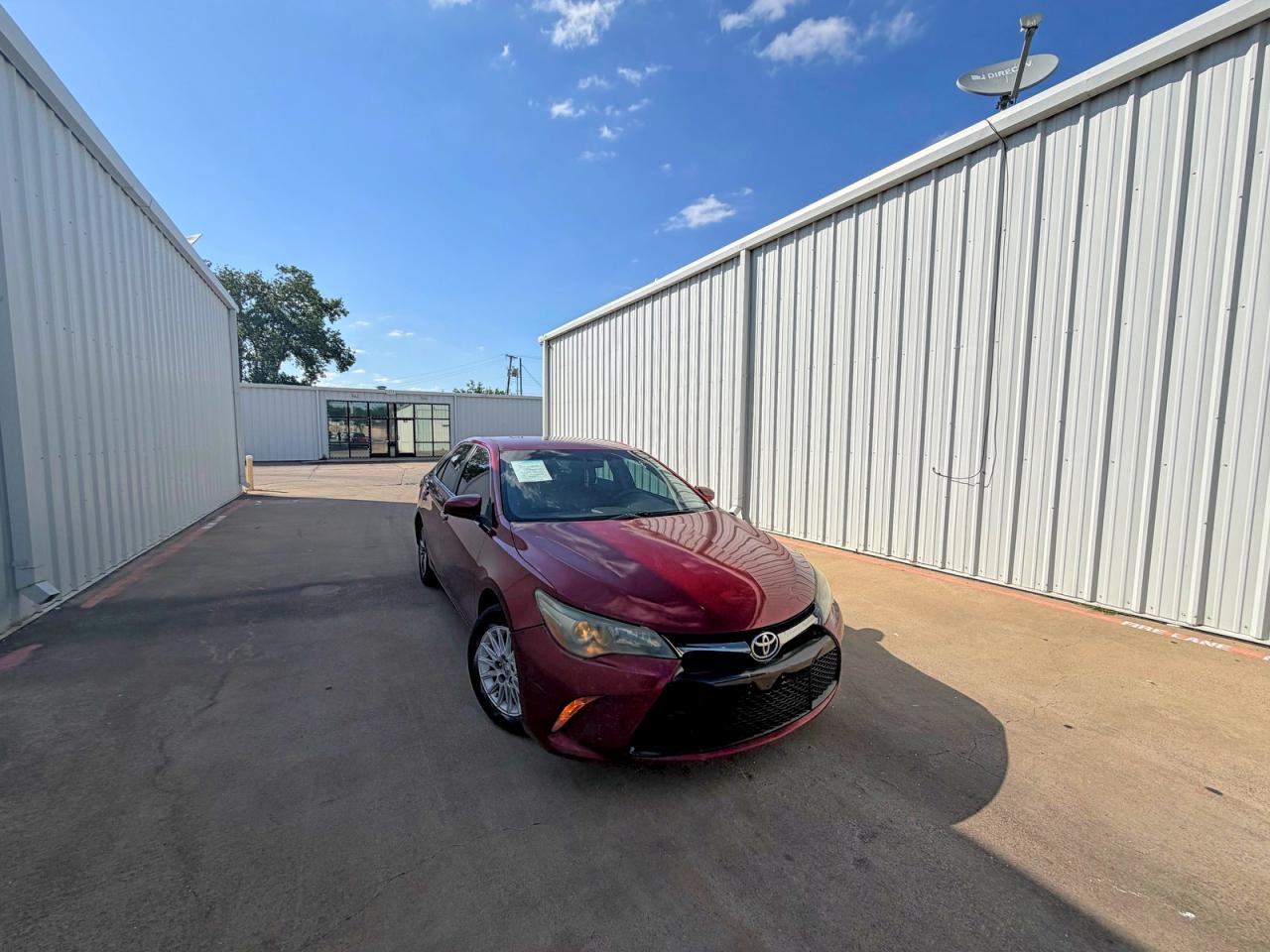Salvage Toyota Camry Image