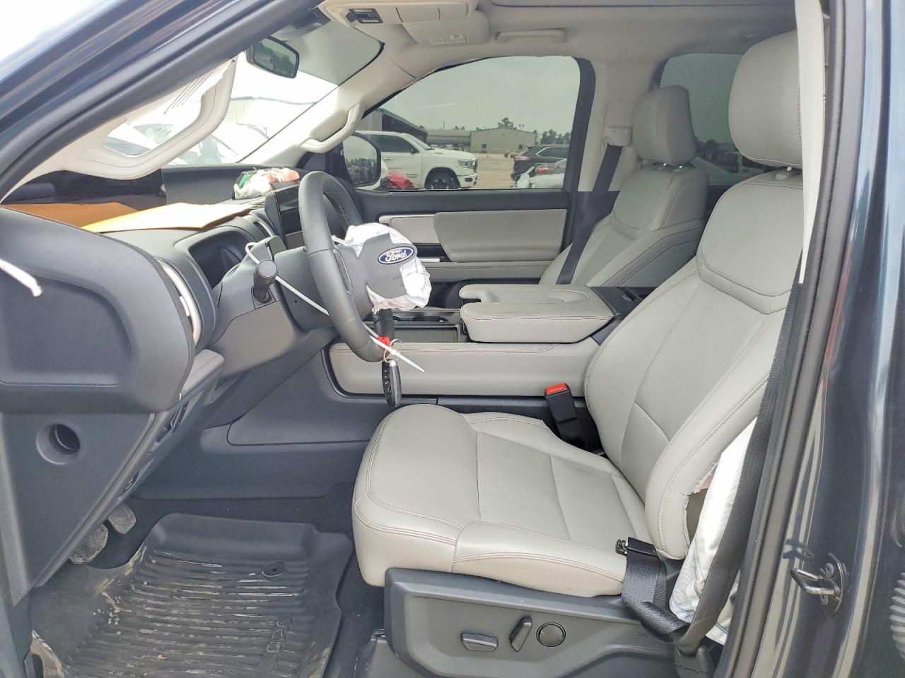 Ford Expedition Active