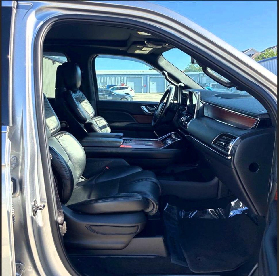 Lincoln Navigator Reserve