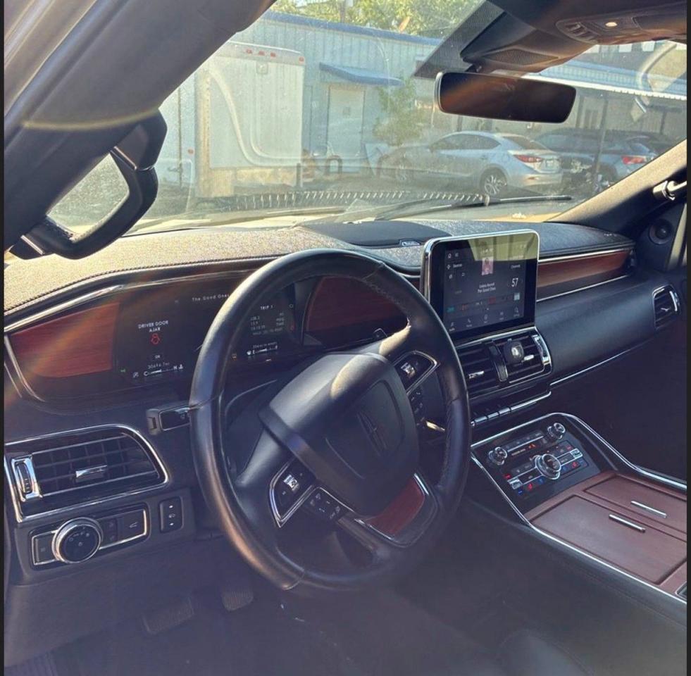 Lincoln Navigator Reserve