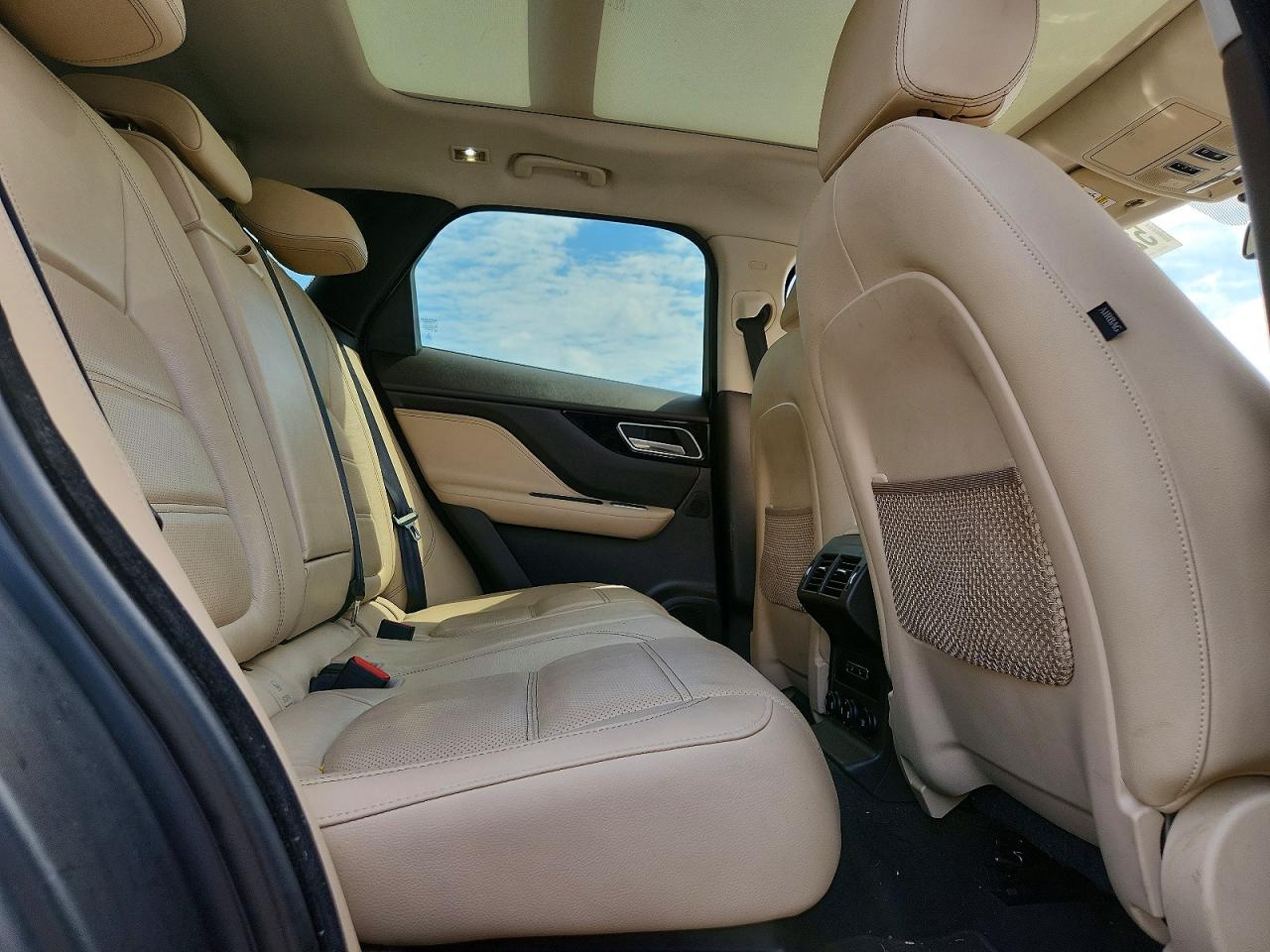 Jaguar F-PACE Prestige