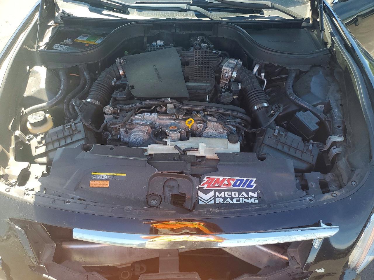 INFINITI Q40 Base Base