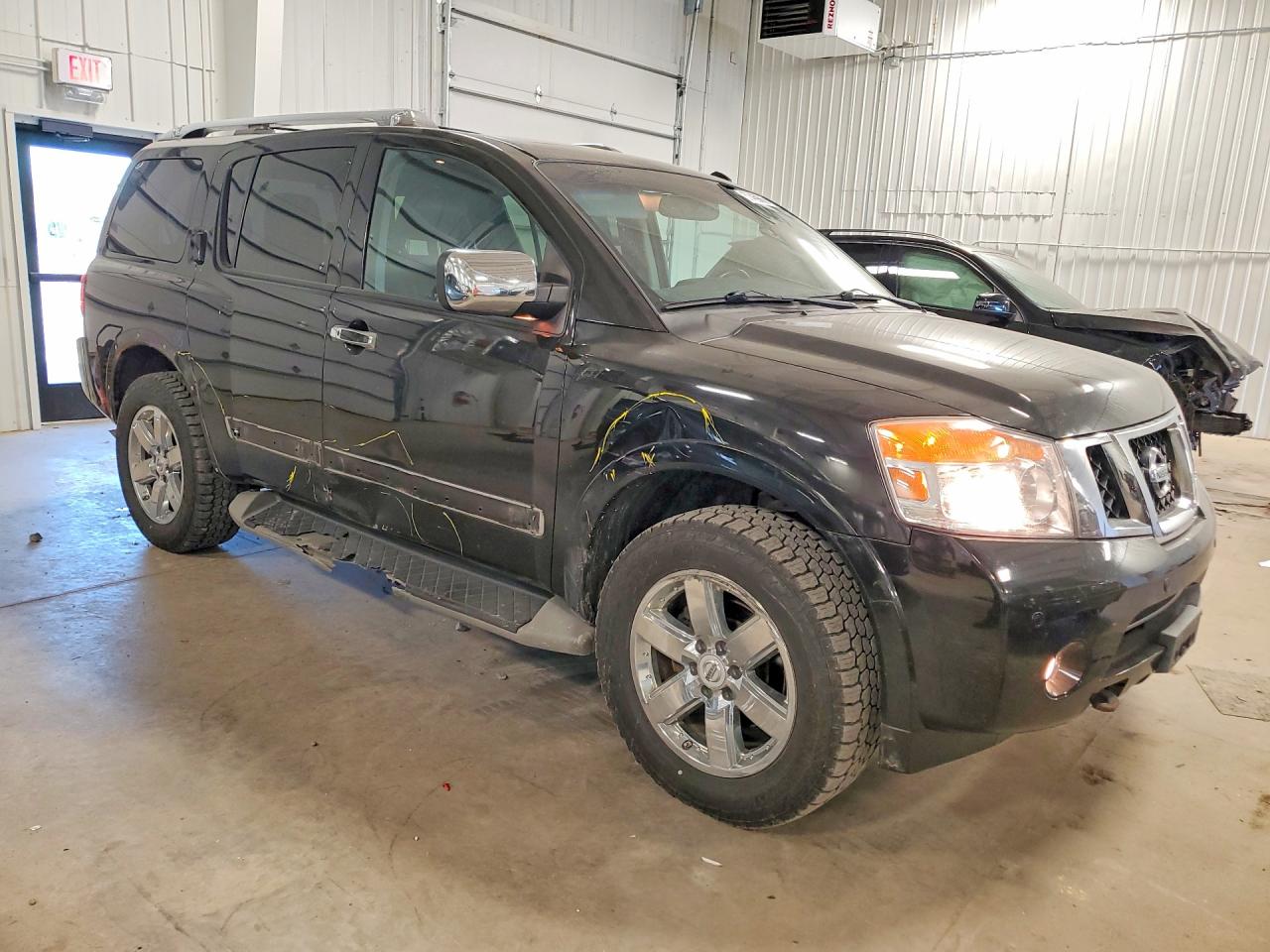 Nissan Armada Sv