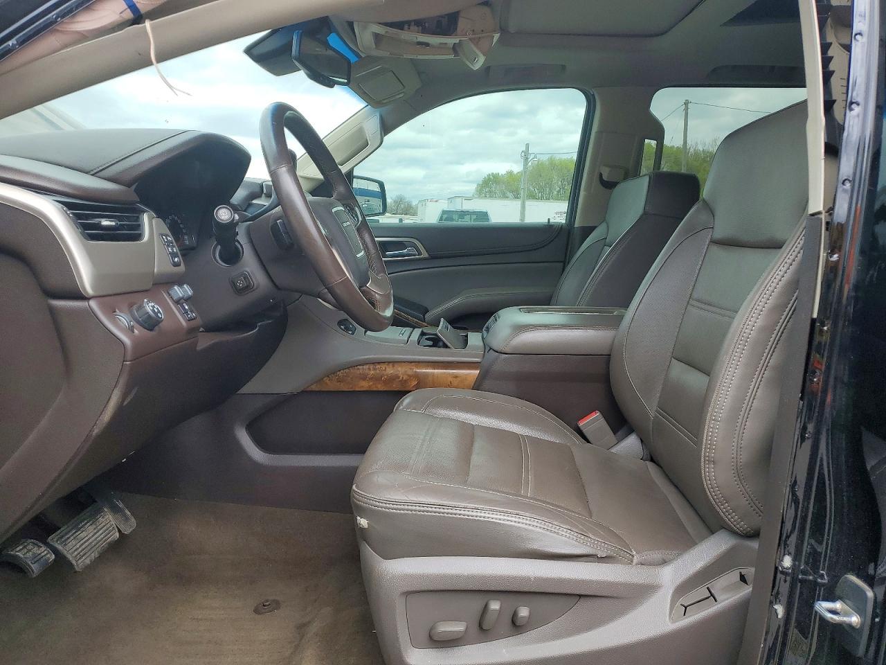 GMC Yukon Denali
