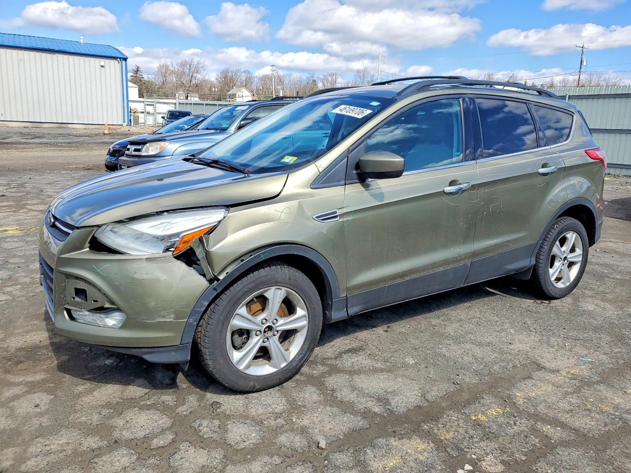 Salvage Ford Escape Image