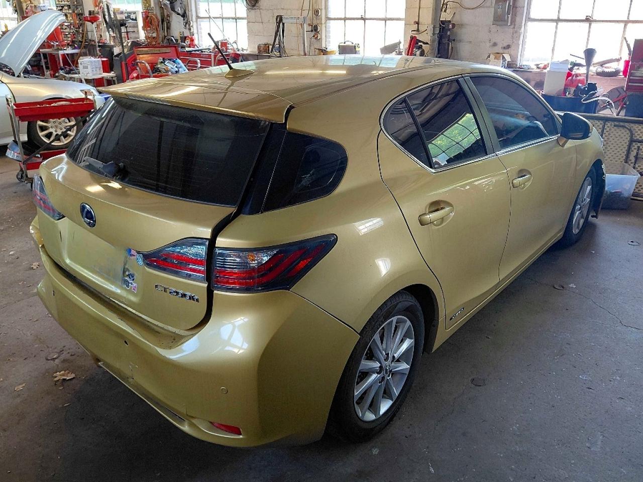Lexus Ct 200