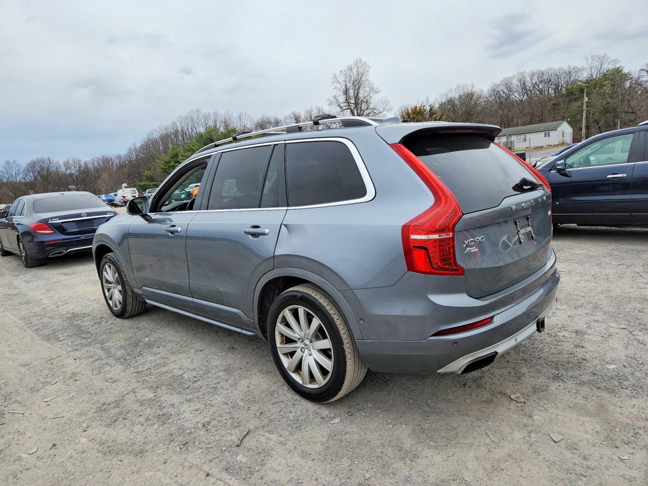 Volvo XC90 T6