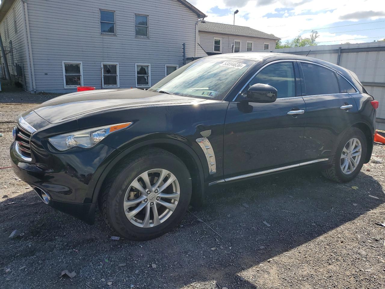 Salvage INFINITI Fx Image